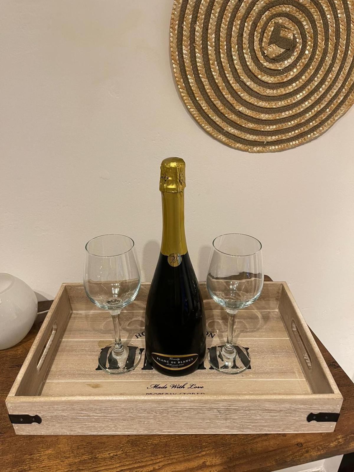 Sweet Aura Villa Brindisi Ngoại thất bức ảnh